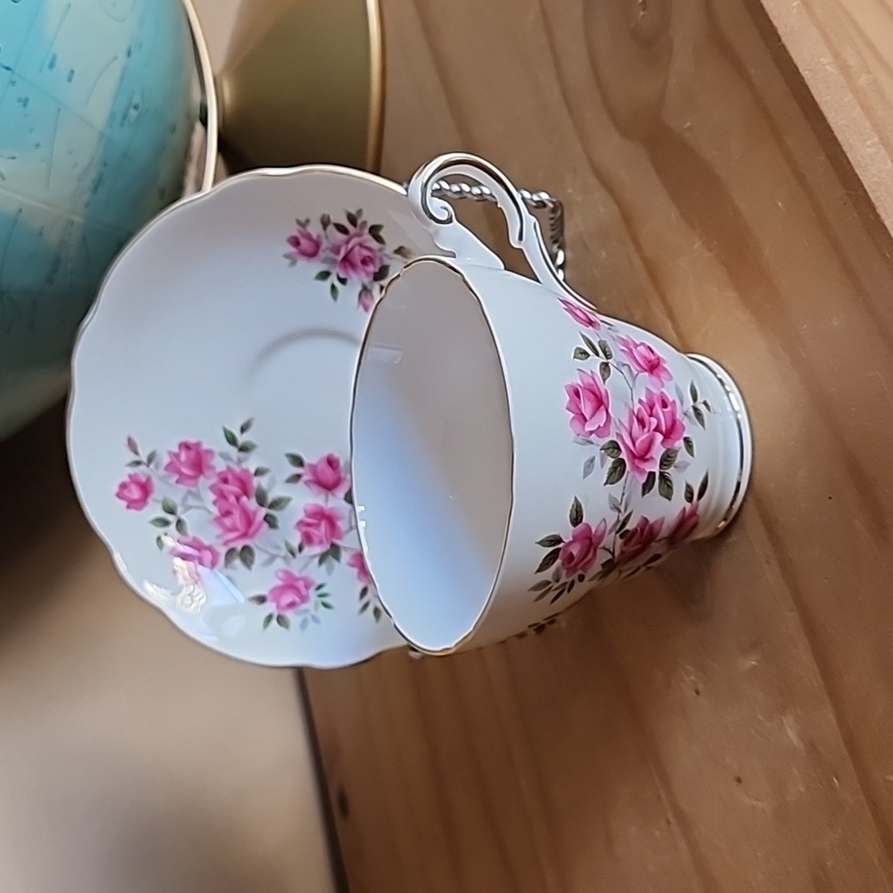 Regency floral tea cup and saucer